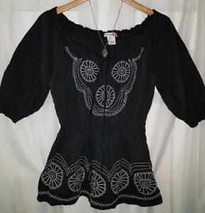Boho Black & white embroidered shirt